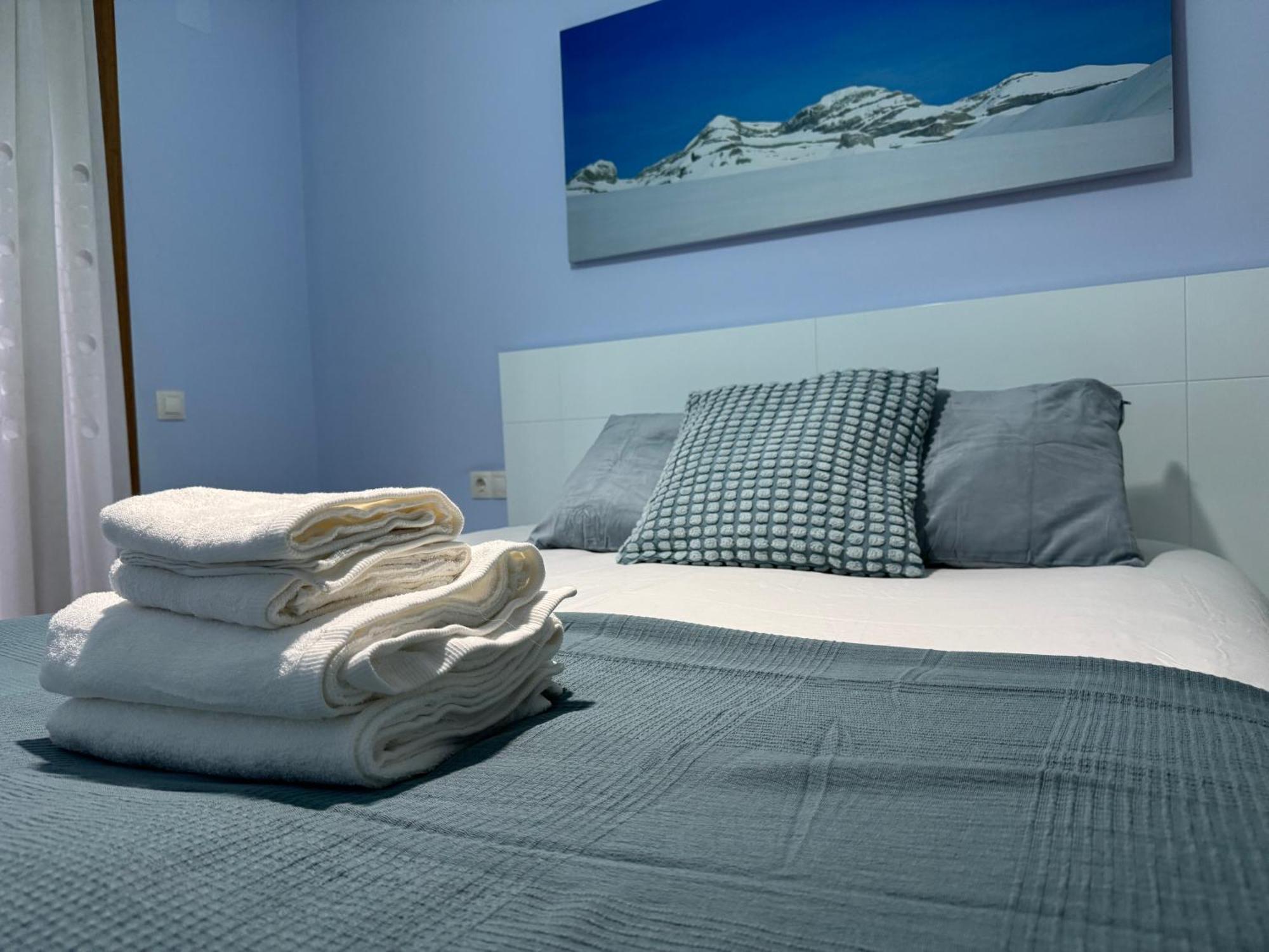 Apartamento La Boira Broto Exteriör bild